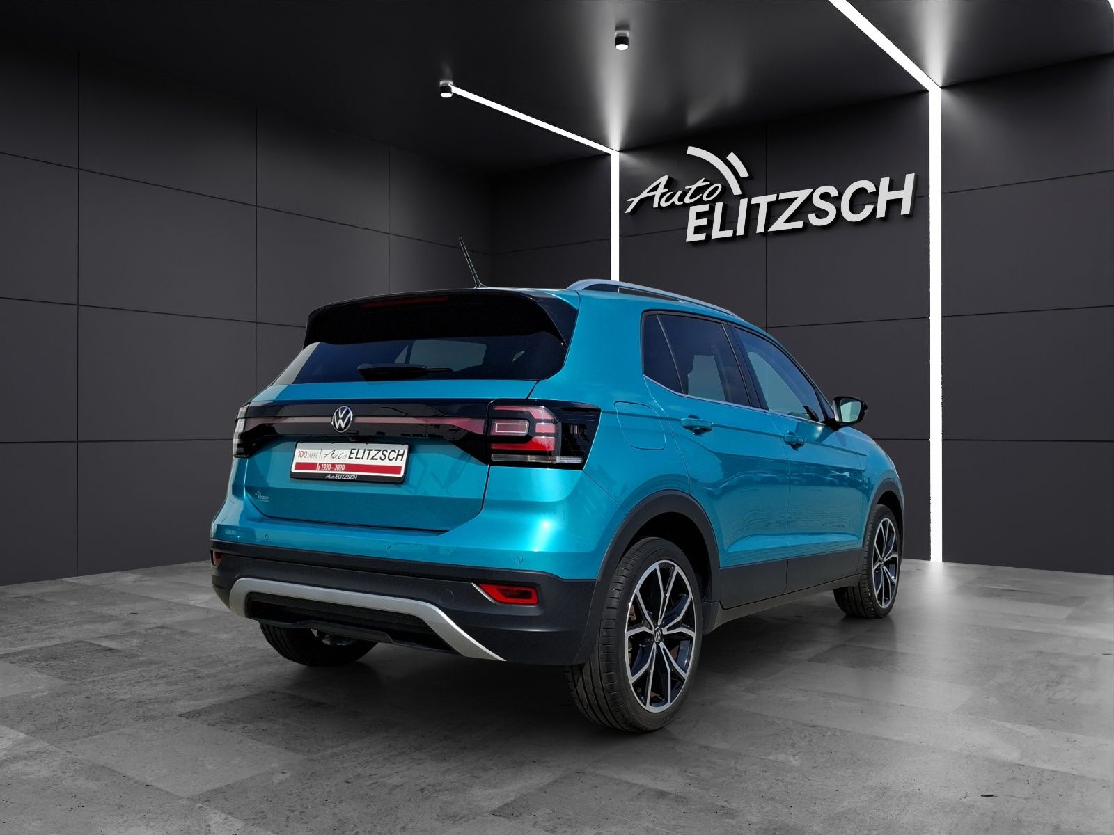 Fahrzeugabbildung Volkswagen T-Cross TSI Style DSG LED AHK Navi AID RFK SH 18