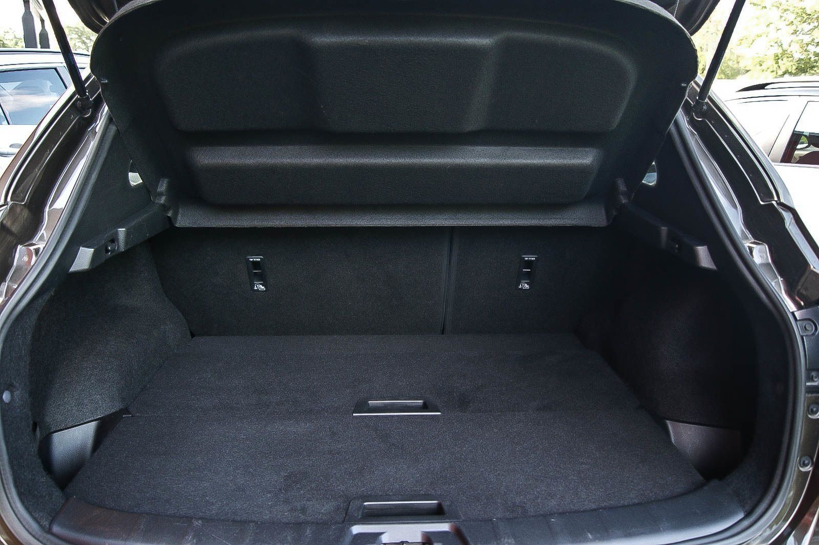 Fahrzeugabbildung Nissan Qashqai 1.2 Acenta 4x2 1 HAND AHK SIZHG 22.324KM