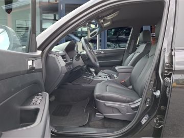 KGM Musso Grand Black 2.2 AT Navi°Leder° Sperrdiff°A