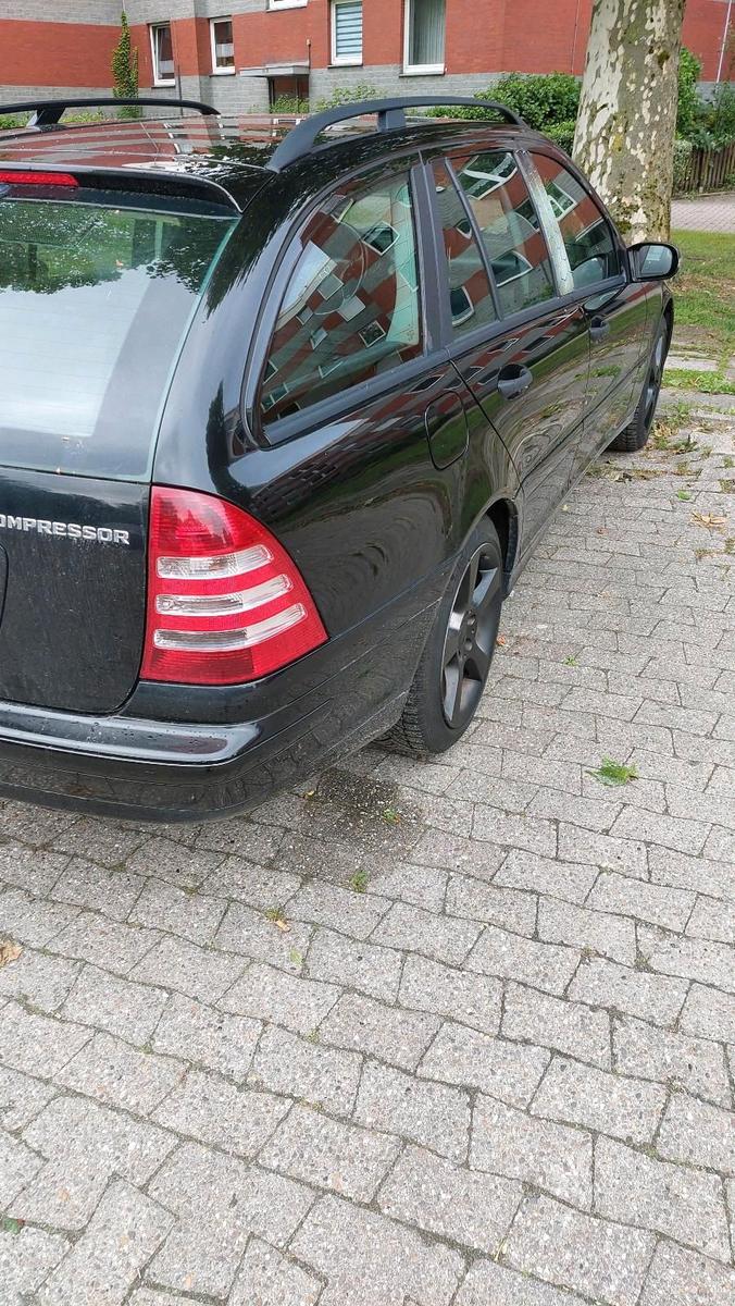 Mercedes-Benz C180 2005 — engine 105 HP (77kW)