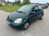 Toyota Yaris 1.0 Sol AC - Toyota Yaris: Grün