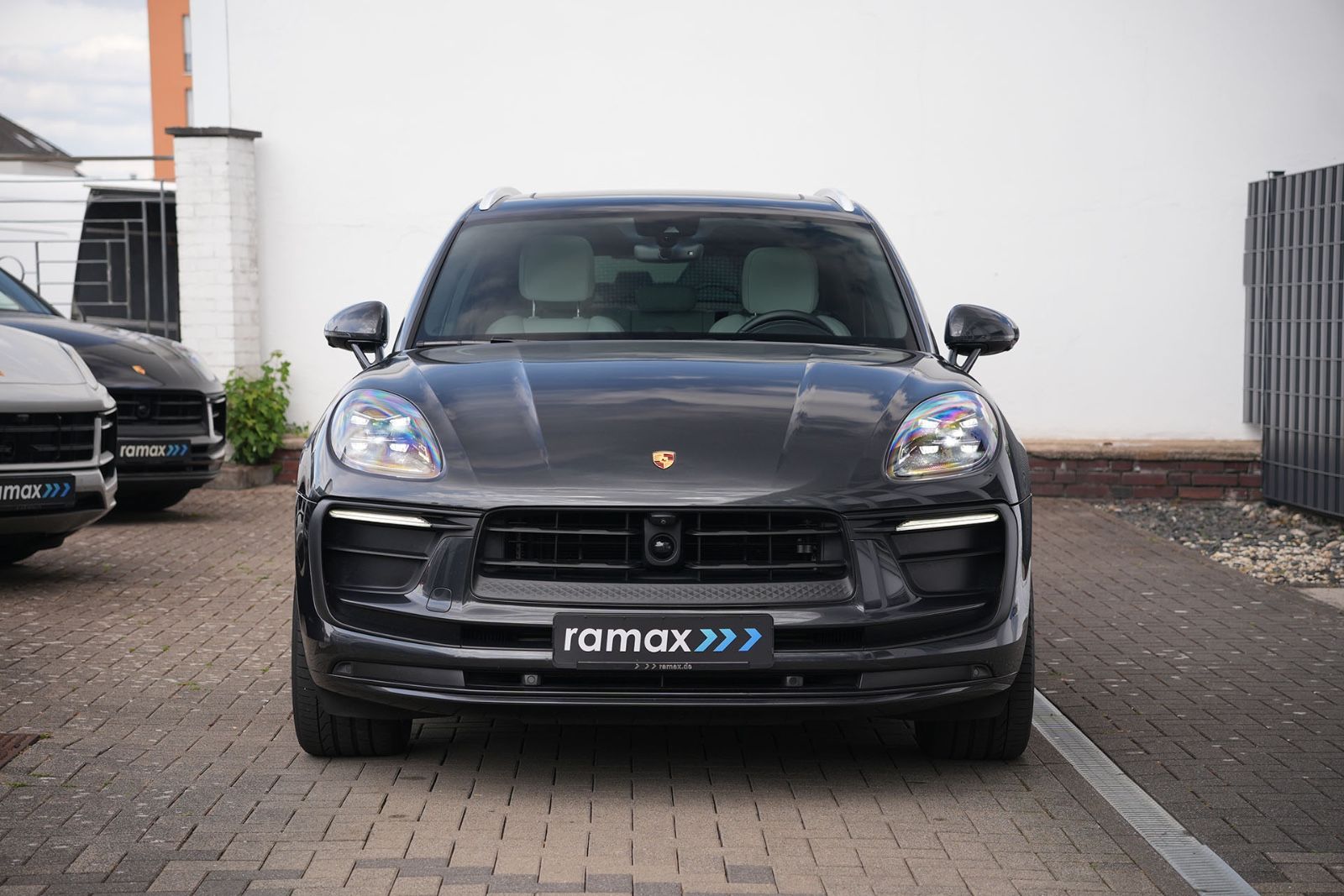 Porsche Macan LEDER KREIDE-ACC-LUFTF-PANO-SPORTABG.-VOLL foto 6