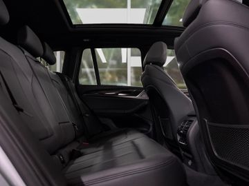 BMW X3 - 11