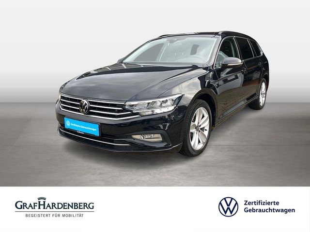 Volkswagen Passat Variant Business TSI DSG Navi AHK LED