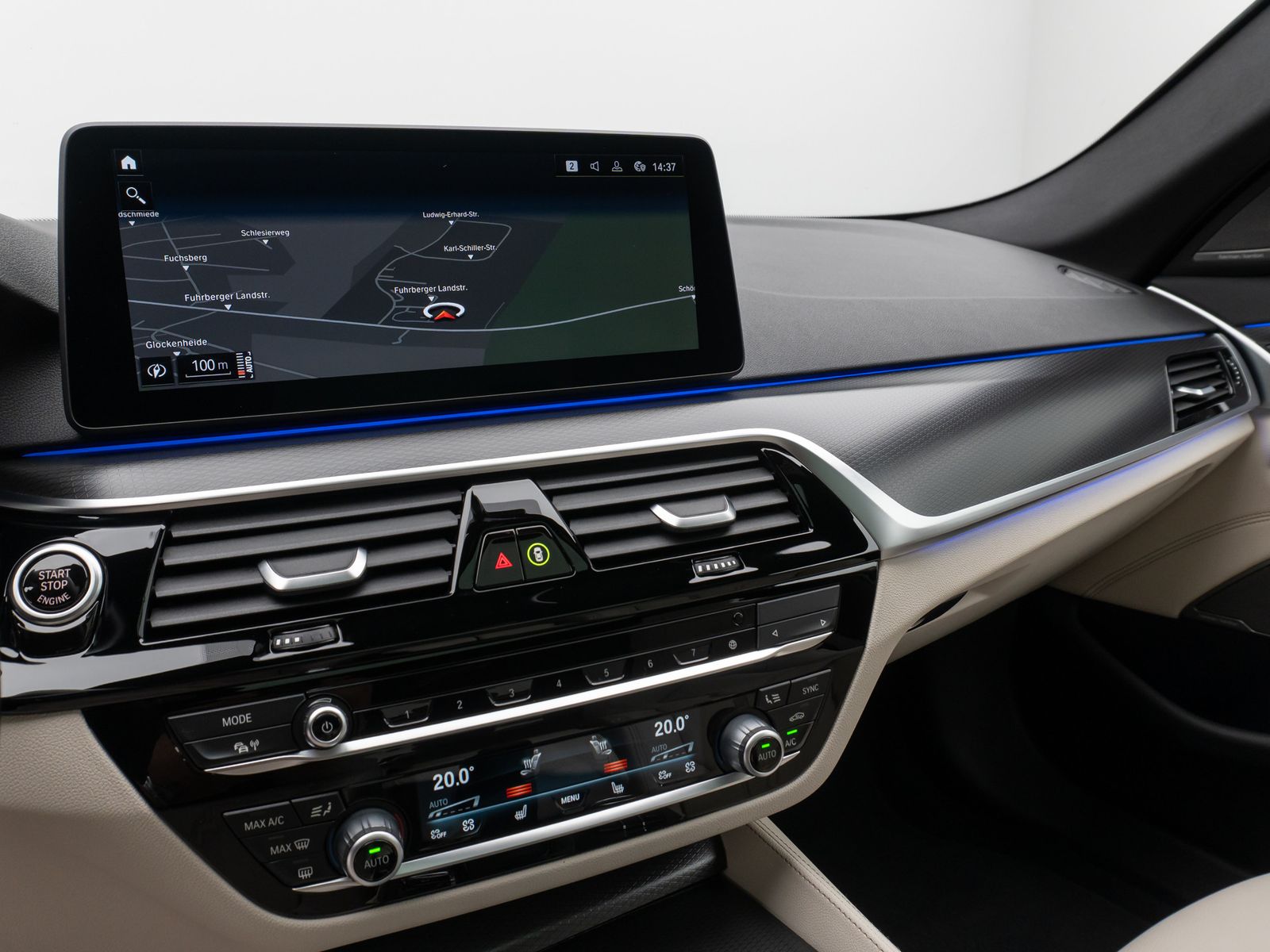 Fahrzeugabbildung BMW 540i xD M Sport Glasdach Kamera HUD DAB H/K 19"