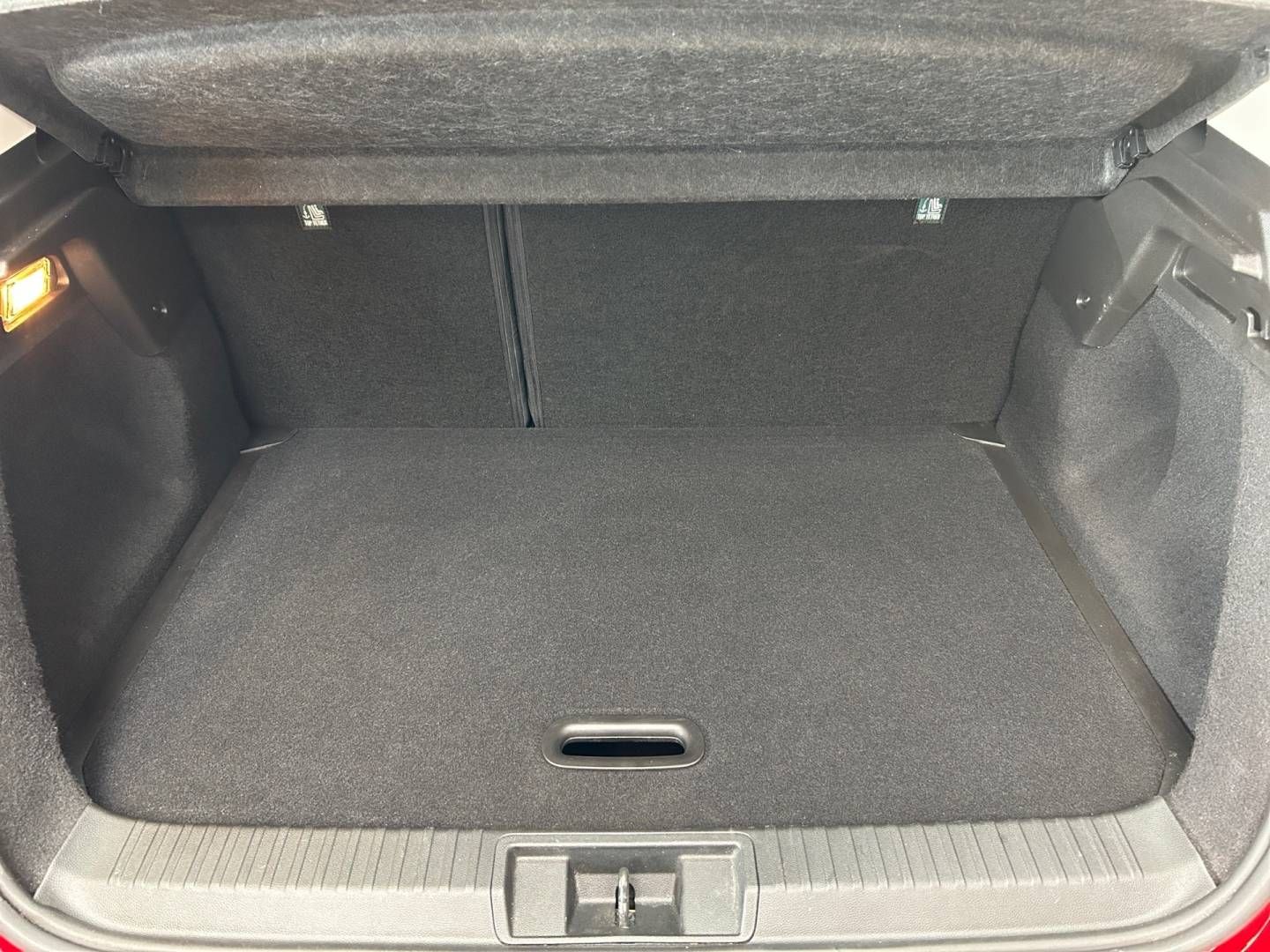 Fahrzeugabbildung Renault CAPTUR ZEN TCe 140 EDC