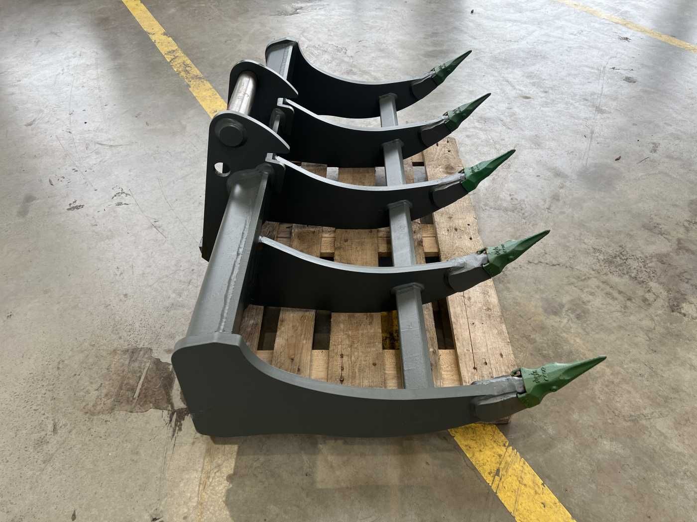 Fahrzeugabbildung Andere HS Schoch Roderechen Reisigrechen MS08 1.500 mm