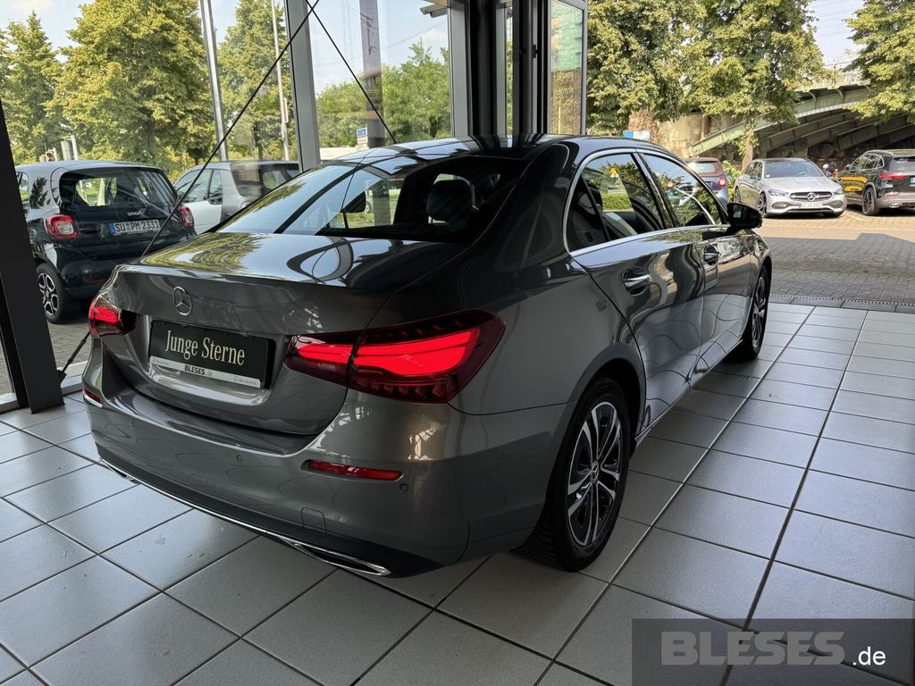 MERCEDES-BENZ A 200 – Bild 5