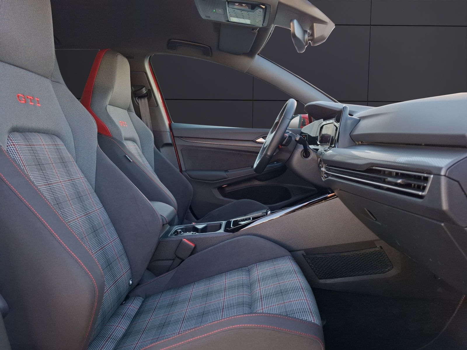 Fahrzeugabbildung Volkswagen Golf VIII GTI DSG LED Navi AID ACC RFK SH 19"