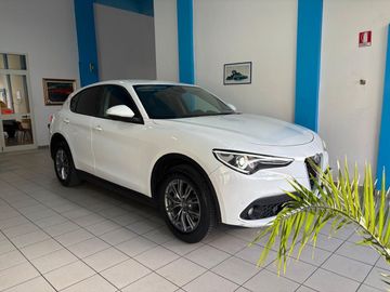 Alfa-Romeo Stelvio - 8