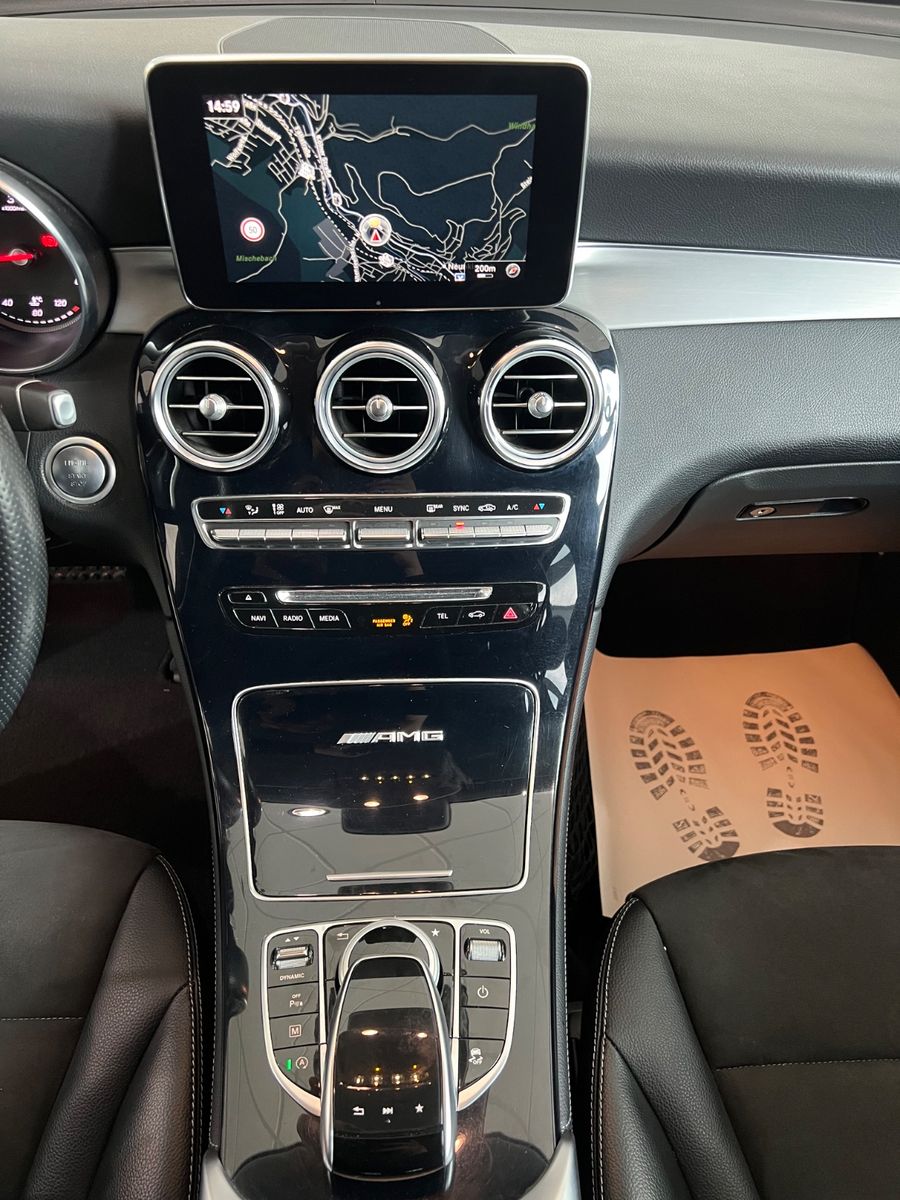 Fahrzeugabbildung Mercedes-Benz GLC 350 d Coupe 4Matic AMG LINE *BURMESTER*