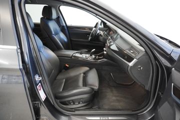 BMW 525 - 12