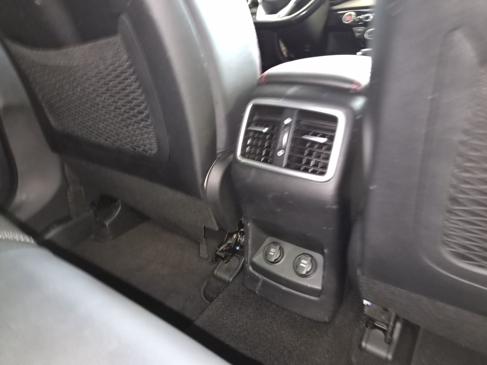 Fahrzeugabbildung Kia Sportage GT-Line 4WD / SCHECKHEFT / 1. HAND