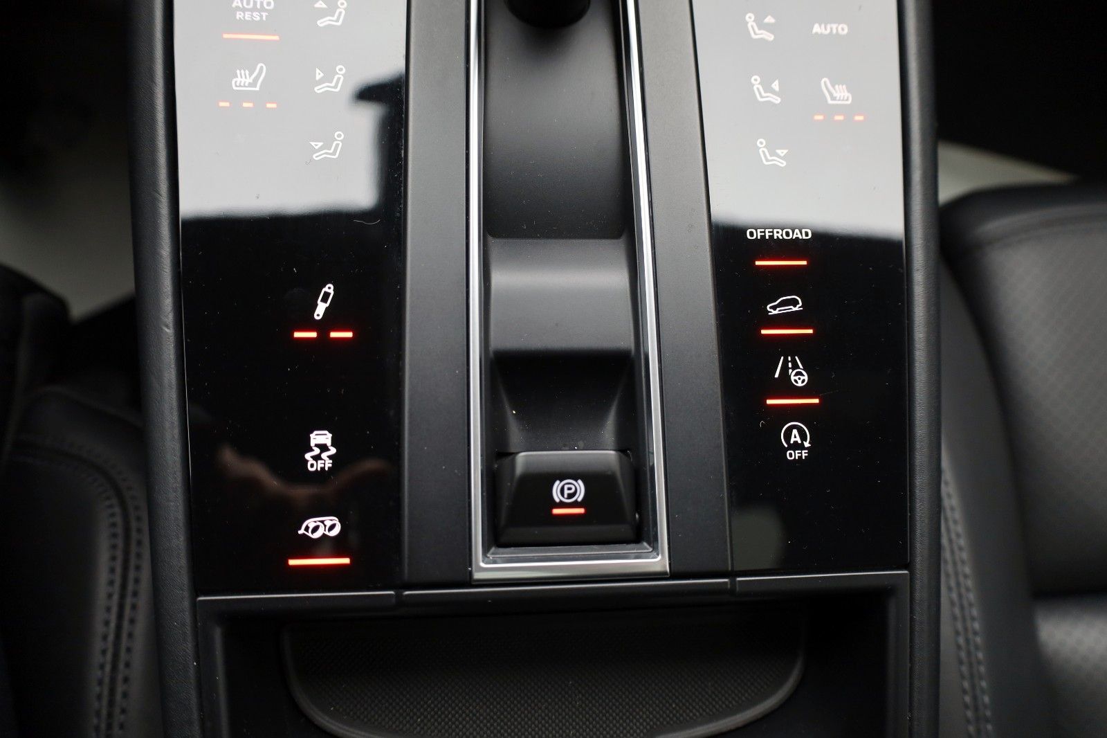 Fahrzeugabbildung Porsche Macan S Leder,Navi,LED,PanDach,BOSE,Sport-Chrono