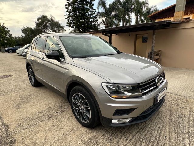 Volkswagen Tiguan 2.0 TDI SCR DSG Business BlueM