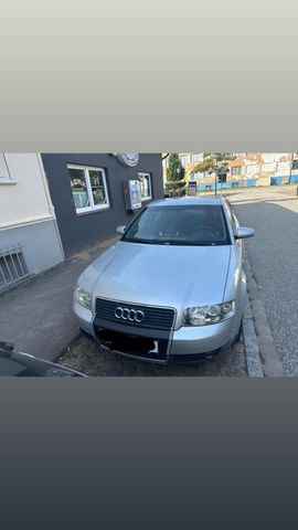 Audi A4 2002 1.6 Benzin,kein TÜV