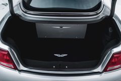 Fahrzeugabbildung Aston Martin Vanquish S
