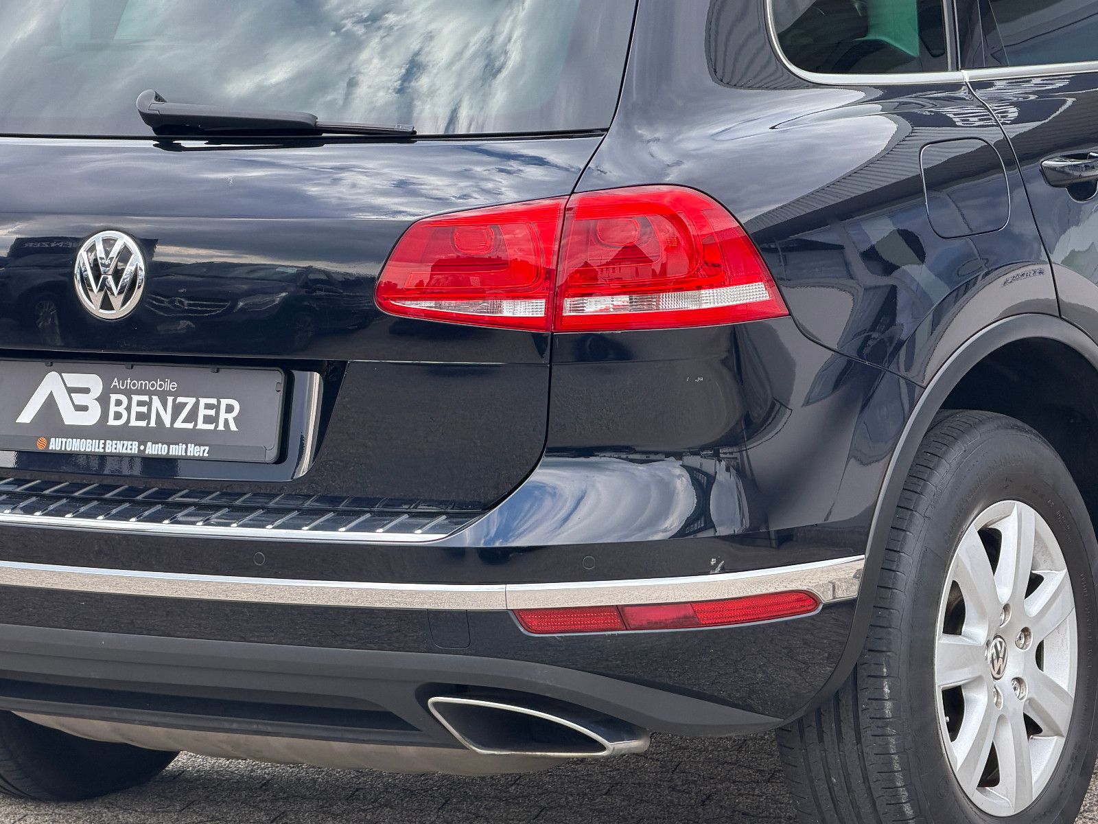 Fahrzeugabbildung Volkswagen Touareg V6 TDI Terrain Tech 4Mot/NAVI/LED/LEDER