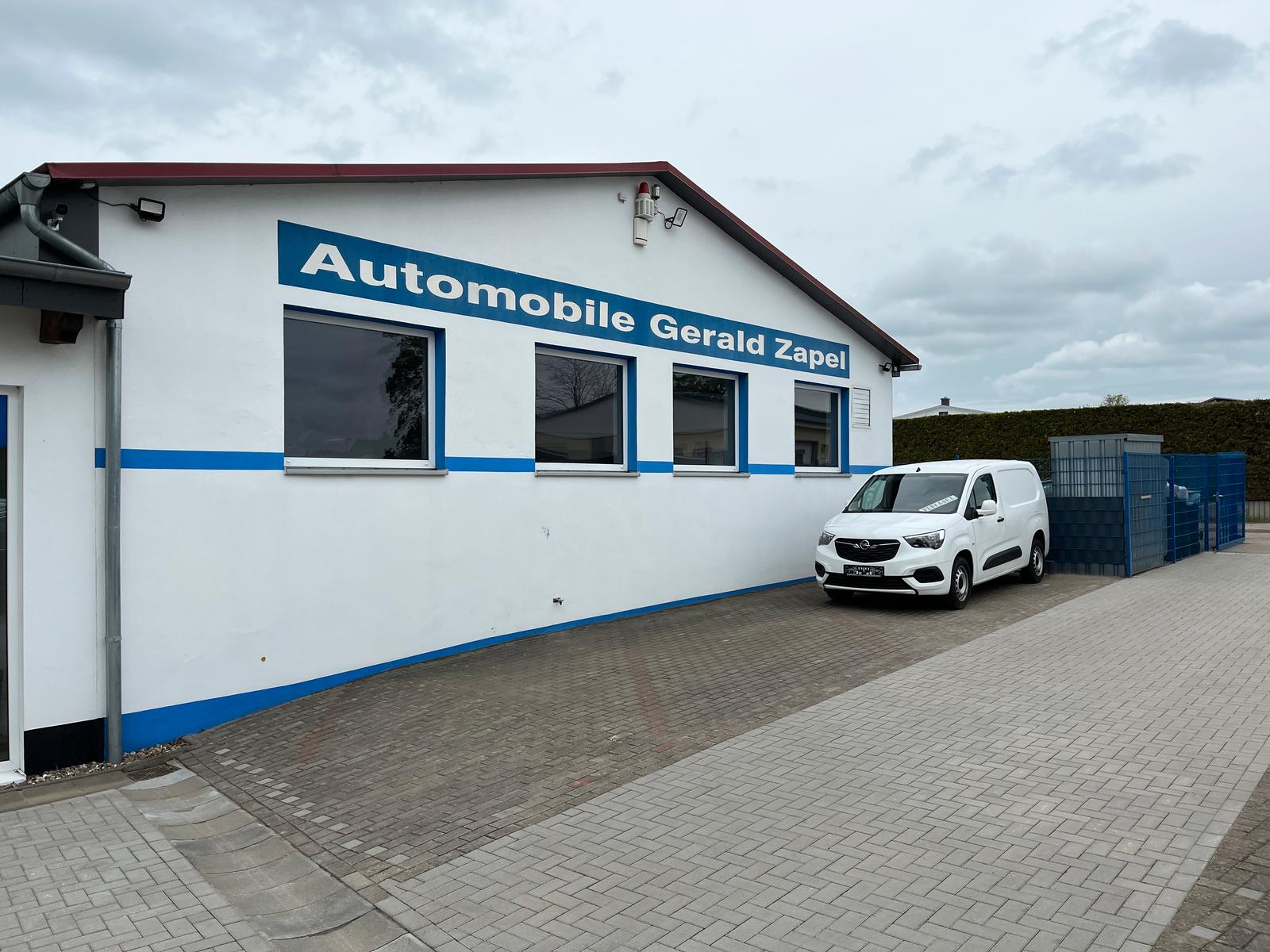 showroom-image-bottom
