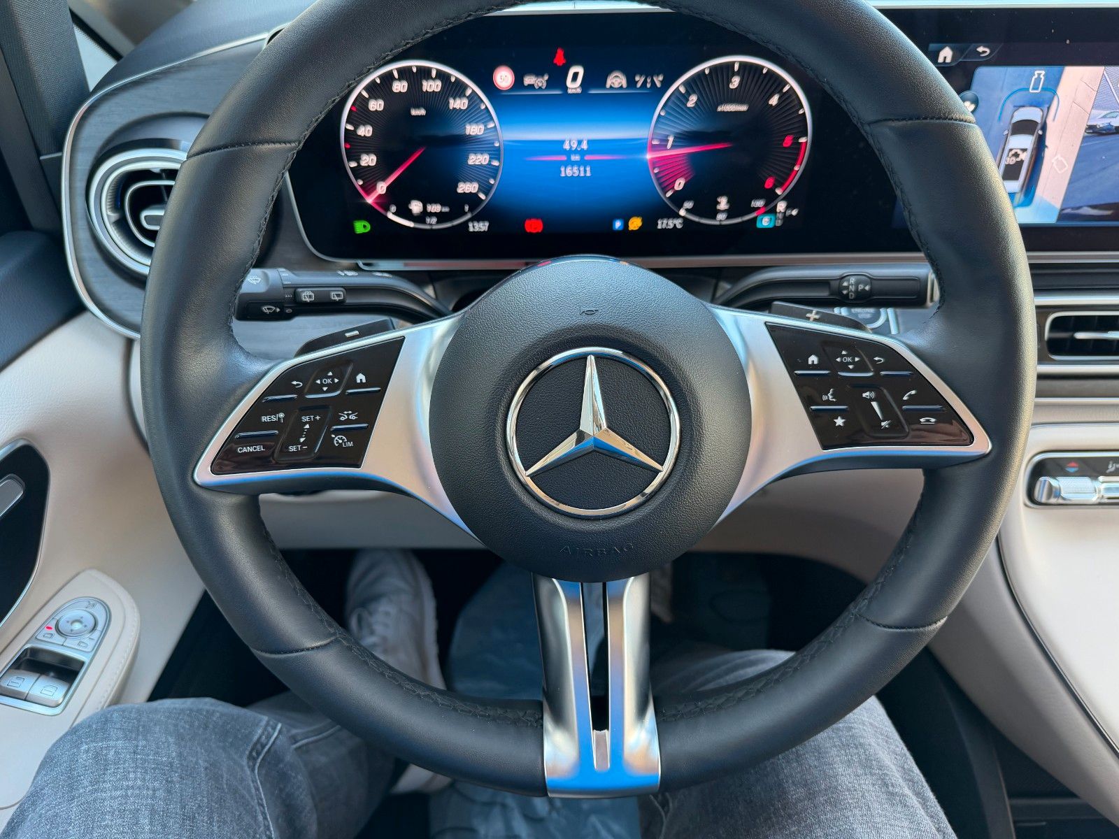 Fahrzeugabbildung Mercedes-Benz V 250 d AVA DISTRONIC AHK2,5to elektr Türen 360