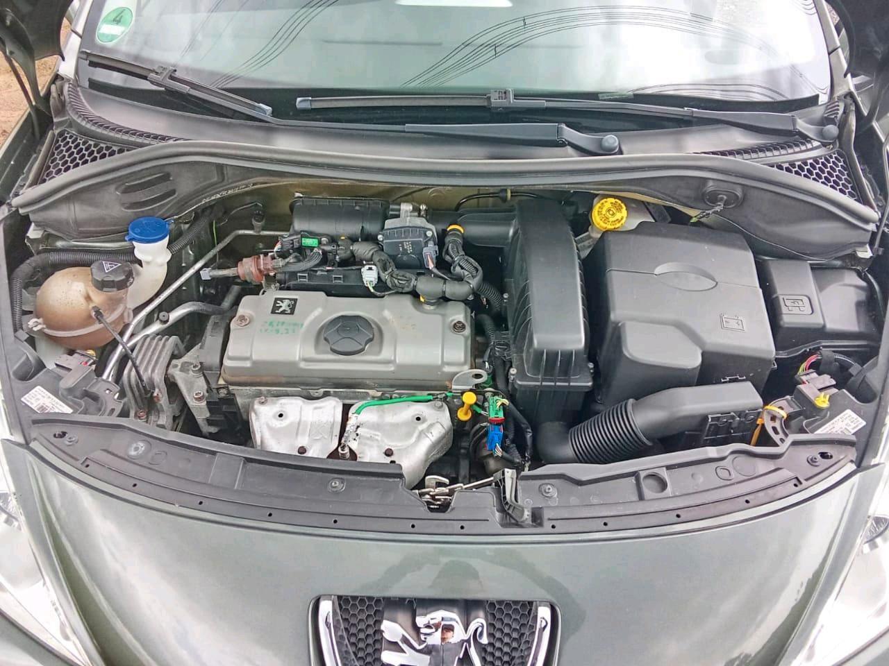 Peugeot 207 2008 — photo 13