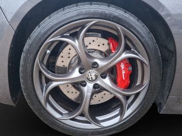 Alfa Romeo Giulia Quadrifoglio 2.9 V6 Bi-Turbo Kam.+KeyLess