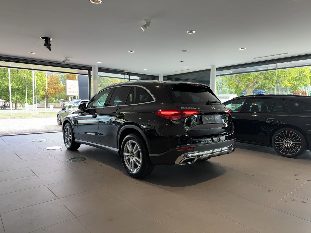 Mercedes-Benz GLC 220 d 4M AVANTGARDE ADV. PLUS+AHK+DISTR+360° imagem 3