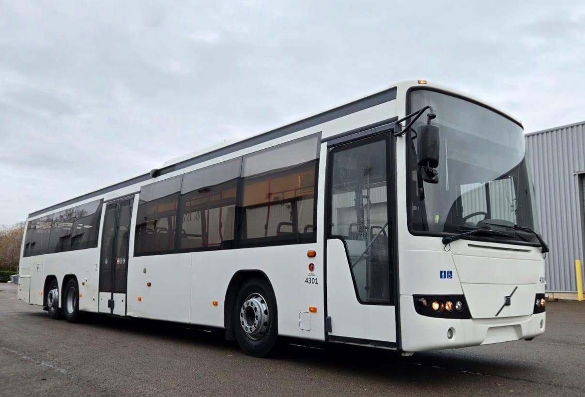 Volvo B8700R 14m;KLIMA;543000km;EURO-5