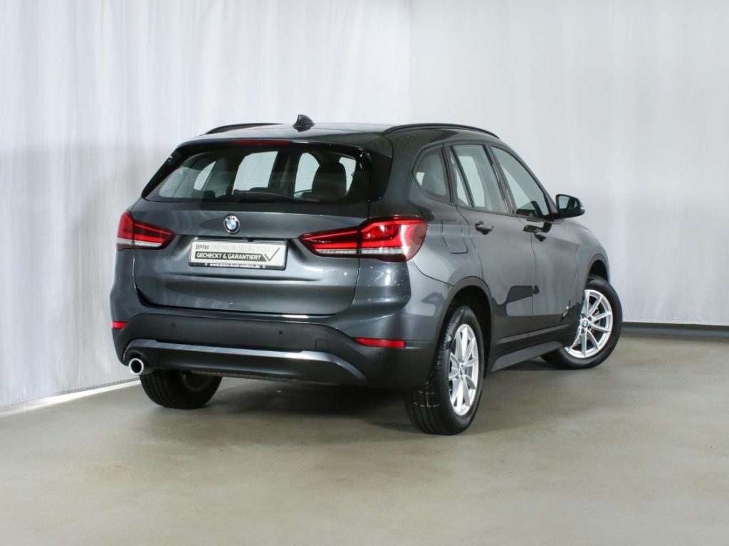 BMW X1 sDrive18i Kamera Panorama LED HIFI  Lordosen