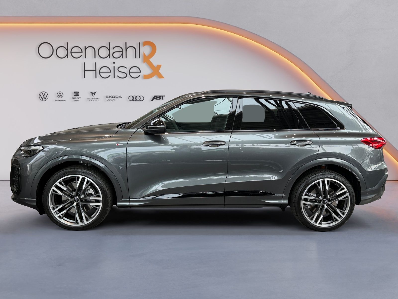 Audi Q5 SUV TDI quattro 220 kW S tronic imagem 2