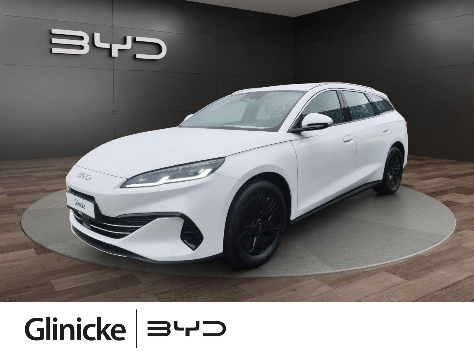 BYD SEAL 6