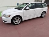 Volvo V50 DRIVe POLAR 1.6 d KM 228.000 - weiße Volvo V50