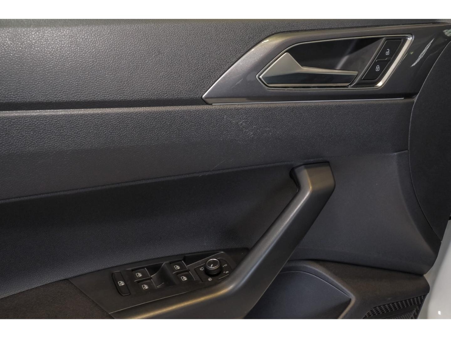 Volkswagen Polo VI Highline+NAVI+SHZ+PDC+KLIMAAUTO+CARPLAY+, миниатюра 16