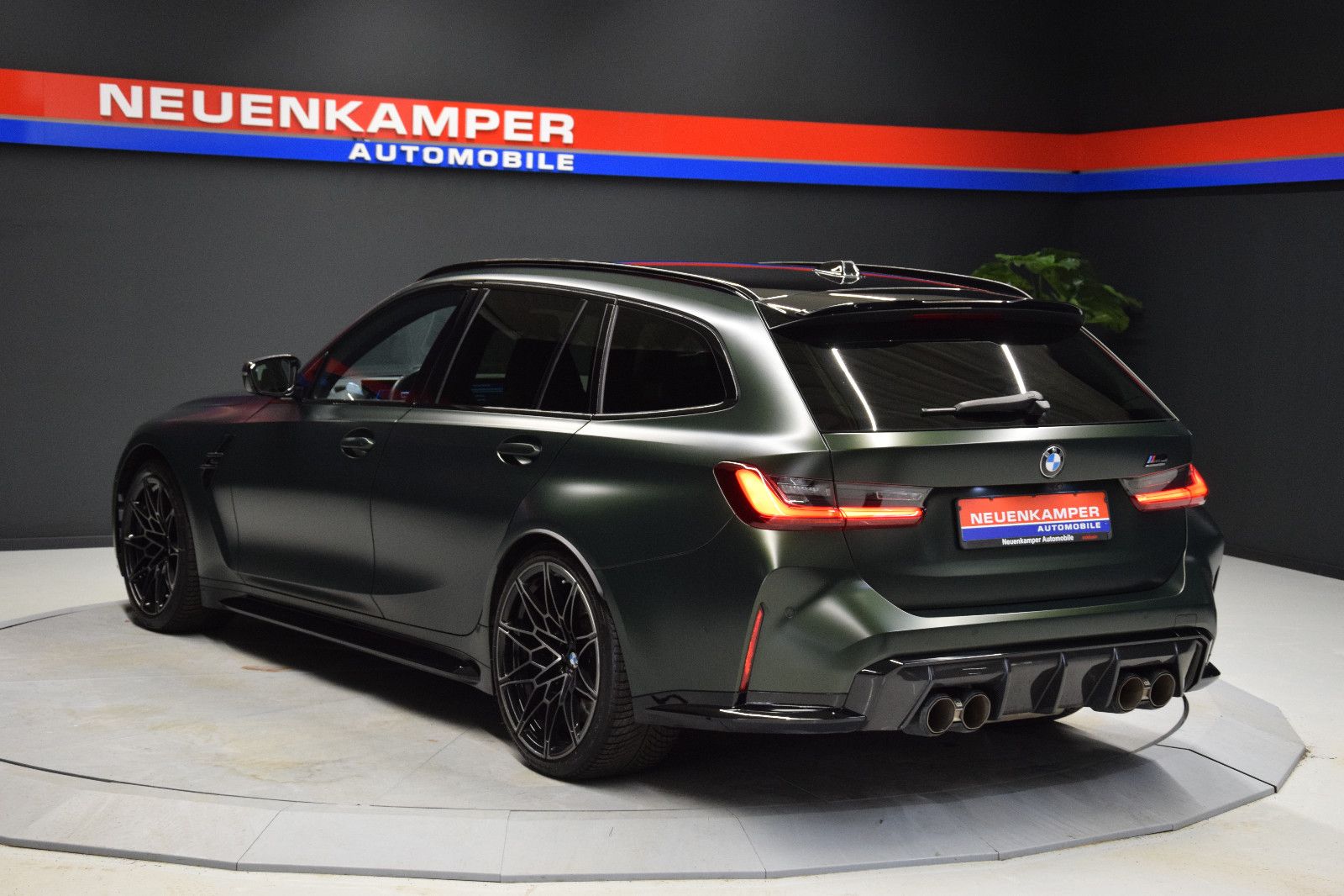 Fahrzeugabbildung BMW M3 Touring xDrive Competition Akrapovic Anlage