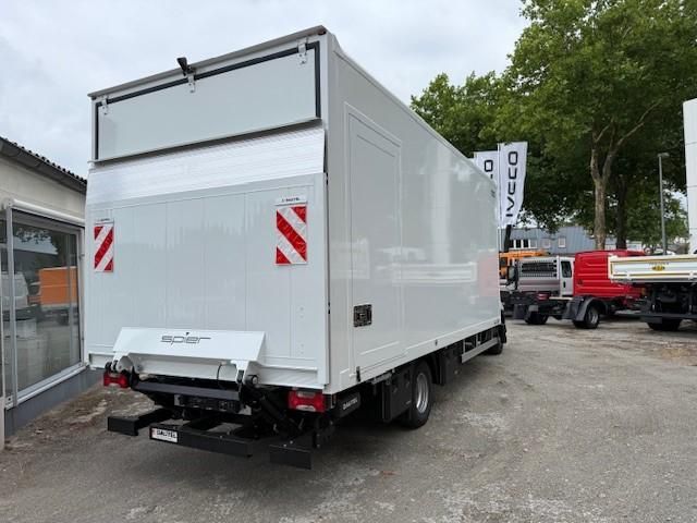 Fahrzeugabbildung Iveco Daily 70C18HA8/P Koffer LBW