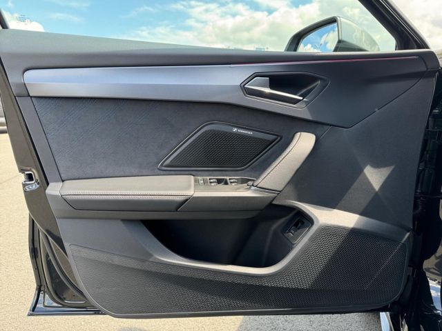 Leon Sportstourer 1.5 eTSI Matrix Sennheiser Pan