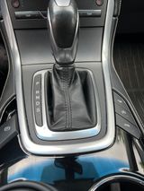 Ford Edge 2,0 l TDCi Bi-Turbo Vignale - mit Diesel-Antrieb: Turbo