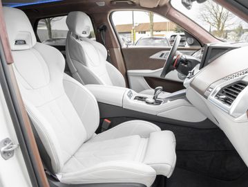 BMW XM - 3