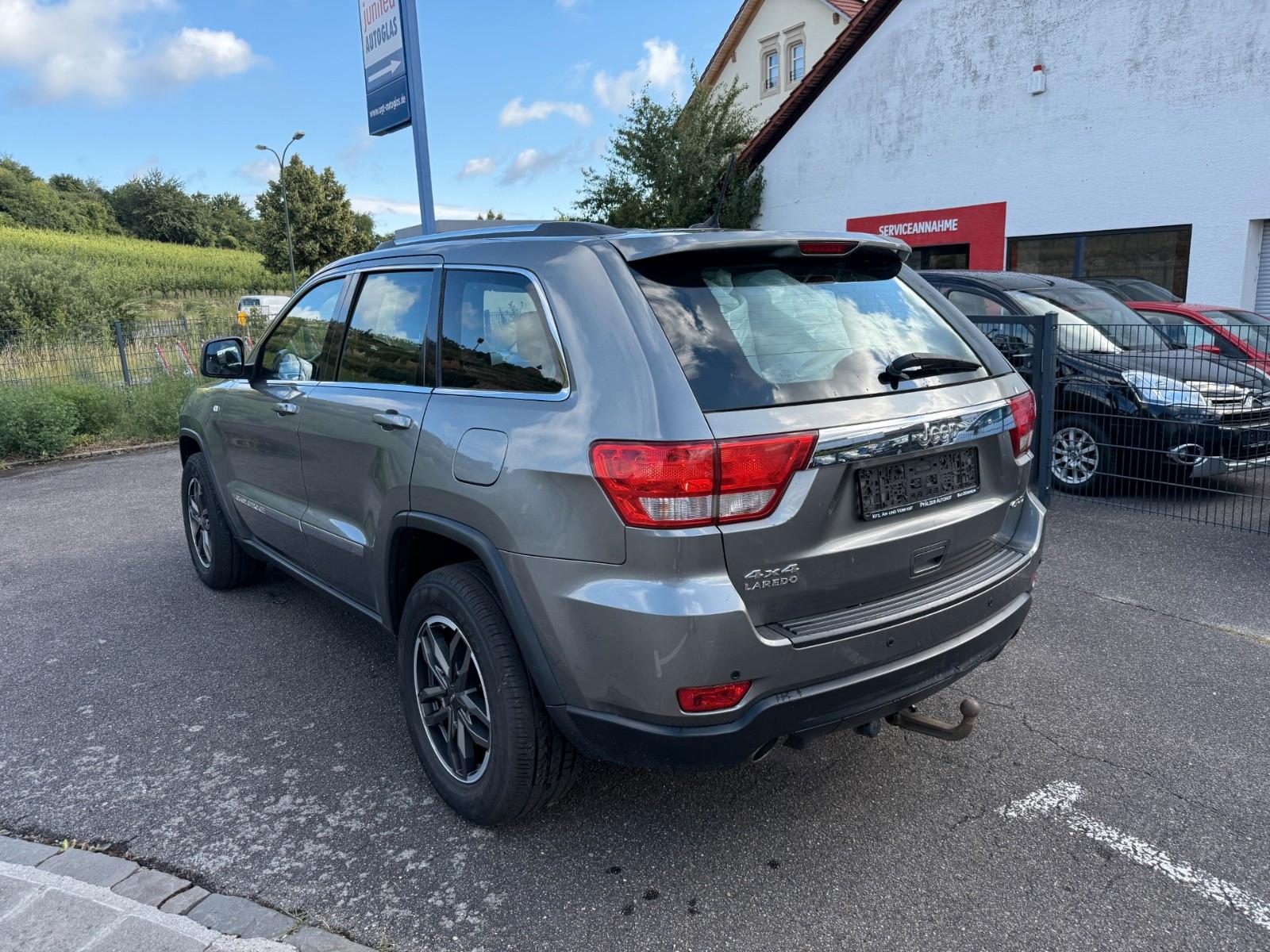 JEEP GRAND CHEROKEE V6 3.0 CRD 241CH - CT NEUF - ATTACHE REMORQUE 3.5 TONNES - PNEUS HIVER SUR JANTES