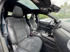 Fahrzeugabbildung Arkana Esprit Alpine Mild Hybrid 140 EDC Schiebe