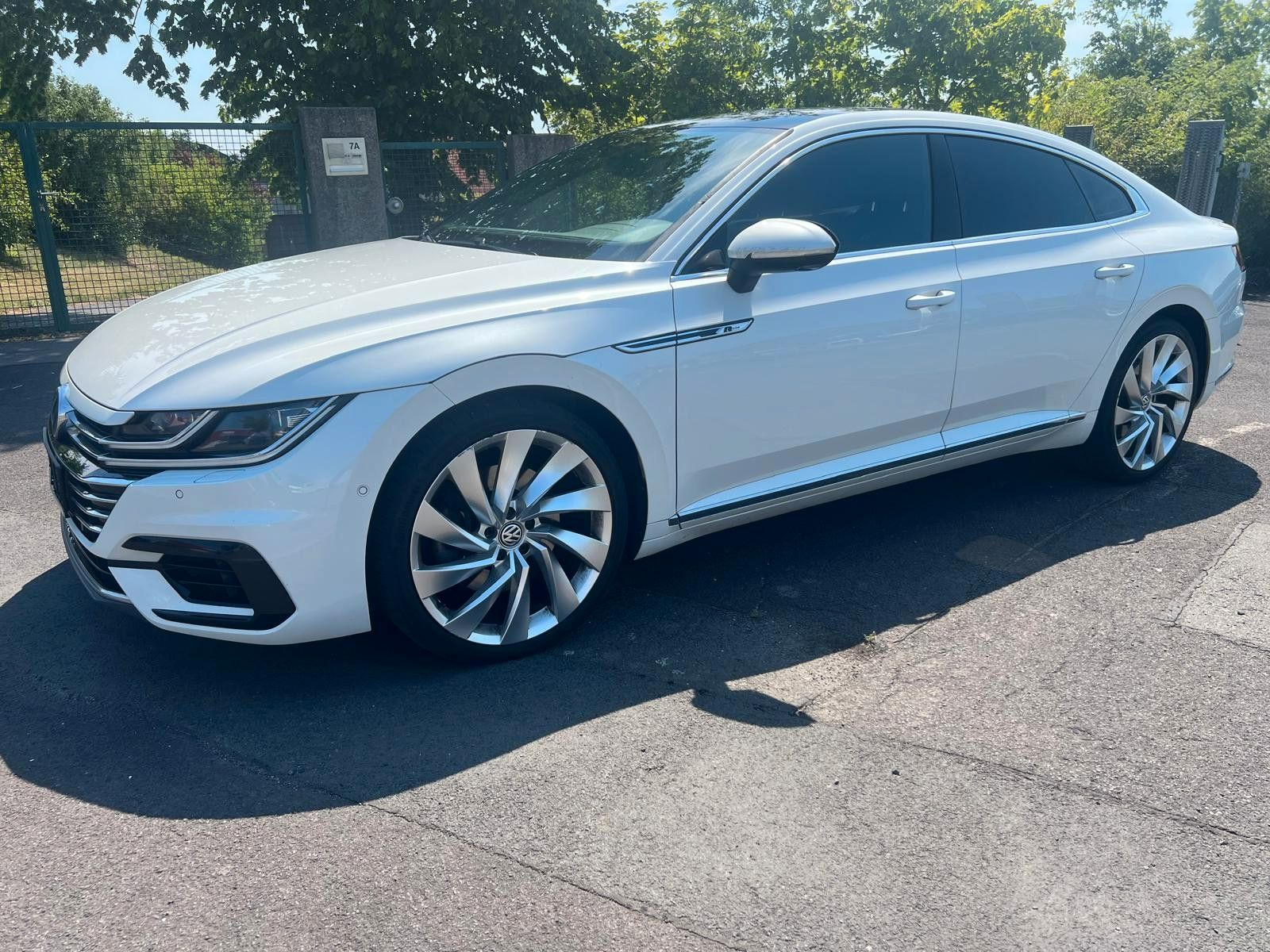 VW Arteon 2.0TDI*R-LINE*360CAM*HEAD-UP*SCHIEBEDACH