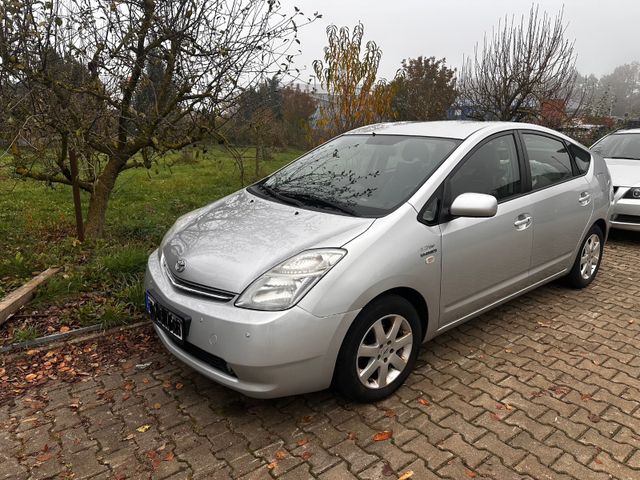 Toyota Prius 1.5-l-VVT-i -