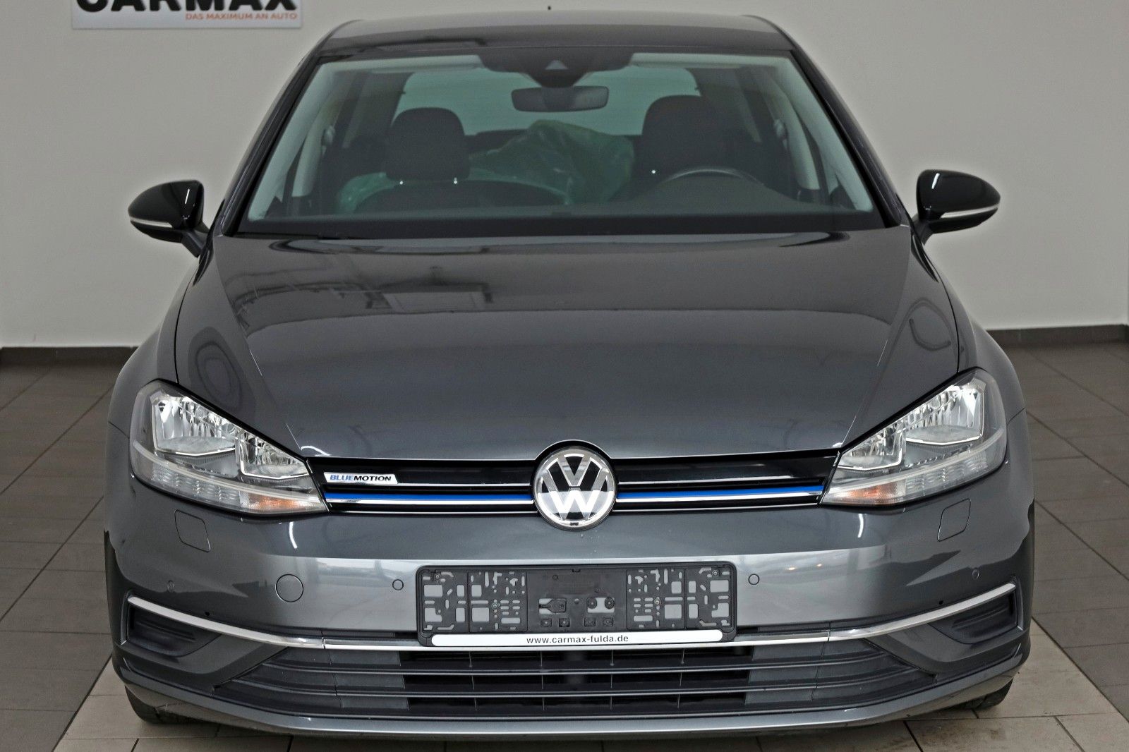 Fahrzeugabbildung Volkswagen Golf VII Lim. IQ.DRIVE BM Navi,SH,ACC,ParkAssist