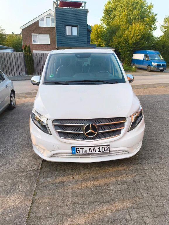 Image of Mercedes-Benz Vito