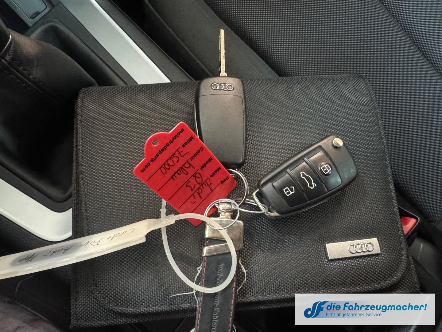 Fahrzeugabbildung Audi Q3 35 TFSI basis Digitales Cockpit Soundsystem L