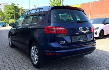 Volkswagen Golf - 4