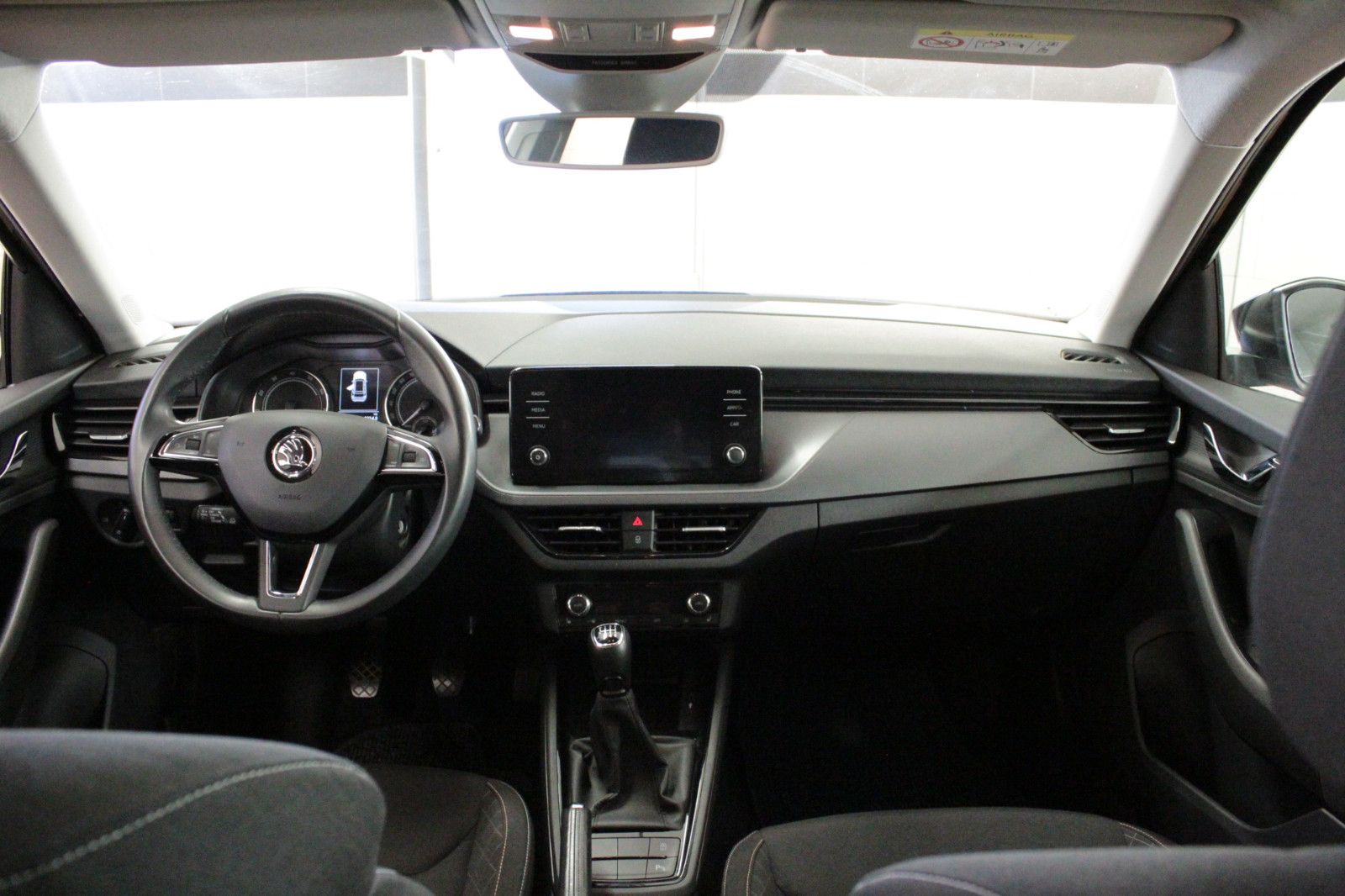 Fahrzeugabbildung SKODA Kamiq 1.0 TSI 85kW Ambition *Winterräder Alu*