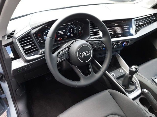 Fahrzeugabbildung Audi A1 Sportback 25TFSI advanced SHZ LED PDC 17"