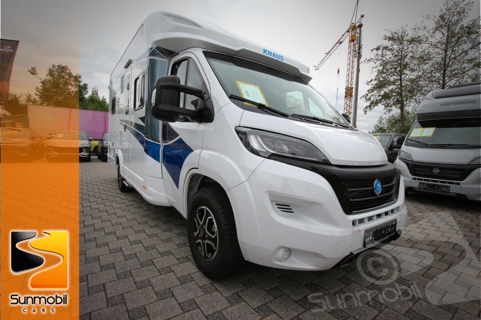 Fahrzeugabbildung Knaus Live Wave 650 MF Automatik 180 PS LP.97.994,00€