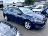 Volkswagen Golf VII Highline Kombi SHZ PANO PDC KAMERA AHK - Autos mit Allradantrieb